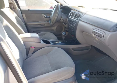 2001 Ford Taurus Ses z USA, uszkodzony, nr VIN 1FAFP55S31A174370